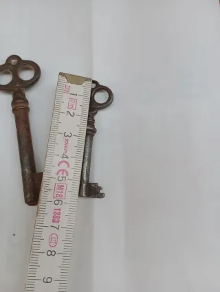 Tre chiavi antiche vintage