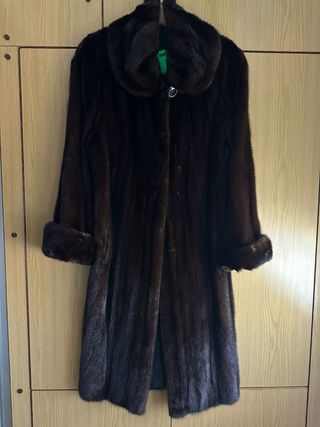 Abrigo de bisonte marrón