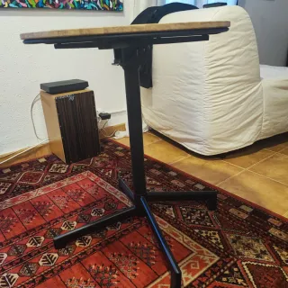 Mesa redonda roble macizo diseño moderno