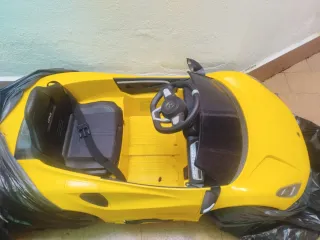 Coche Eléctrico Lotus Amarillo