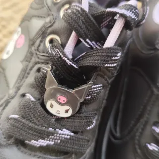 Zapatillas Kuromi Bershka Talla 38 SIN ESTRENAR