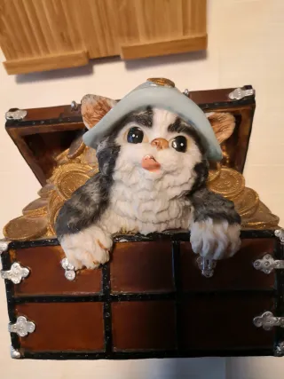 Salvadanaio gatto pirata con forziere