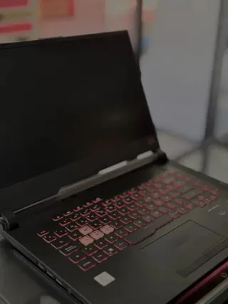 Asus ROG Strix G15 G512 RTX 2070 i7 10th Gen