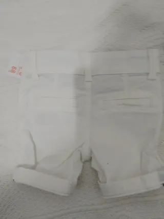 Pantalón corto blanco bebé 3-6 meses