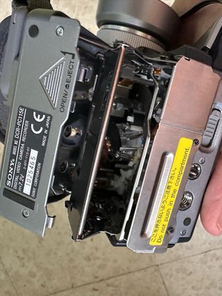 Sony Handycam DCR-PC115E MiniDV - Pack | Estética