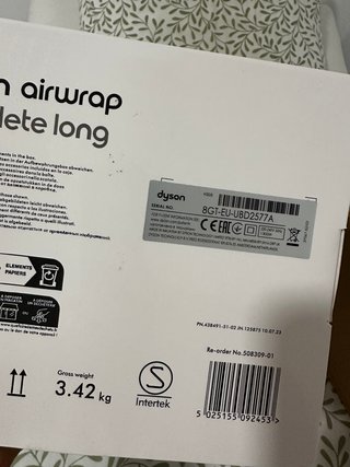 Dyson Airwrap gif box