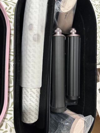 Dyson Airwrap gif box