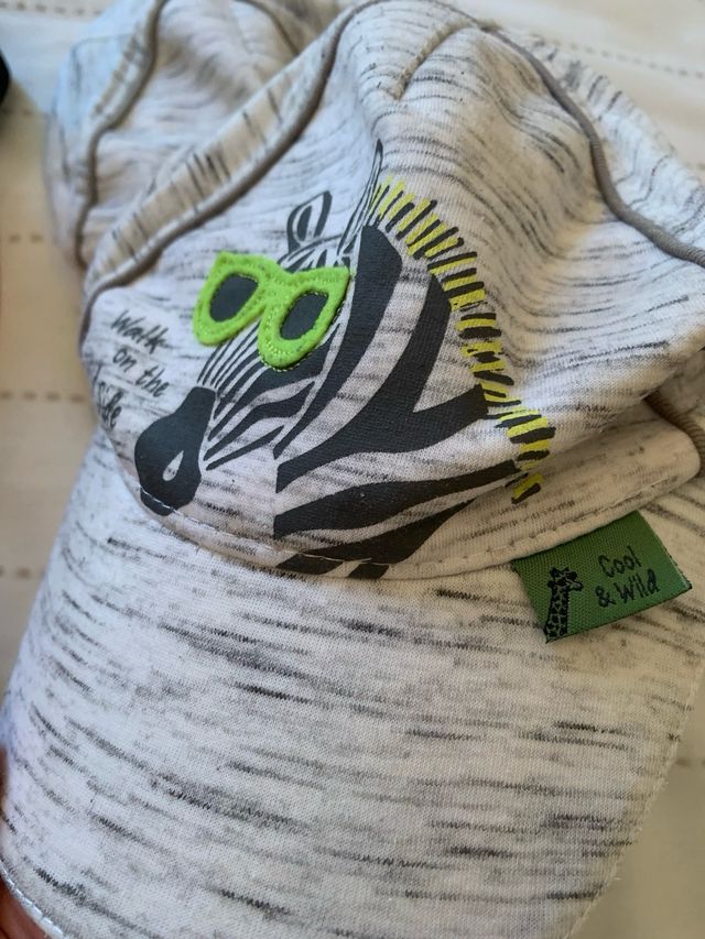 Lote Gorras gemelos 3-4 años