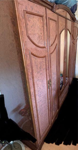 Armario 3 puertas madera y cristal