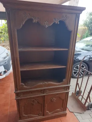 Mueble de salón de madera