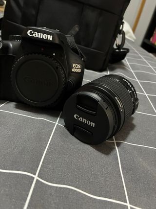 Canon EOS 4000D Cámara Réflex Negra