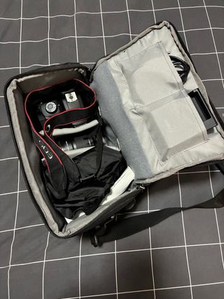 Canon EOS 4000D Cámara Réflex Negra