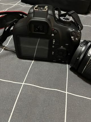 Canon EOS 4000D Cámara Réflex Negra