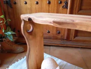 Estantería rústica de madera