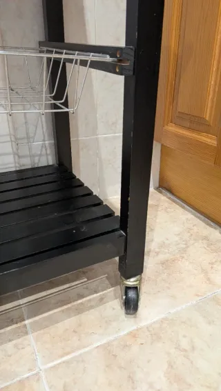 Mueble auxiliar cocina negro y metal