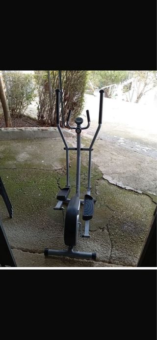 Elíptica casi nueva