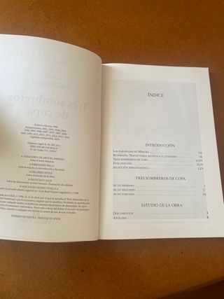 Tres Sombreros De Copa N/c