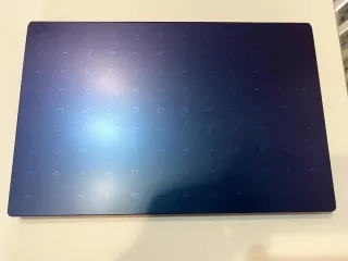 Portátil ASUS E510K NOTEBOOK Reestreno. Garantía.