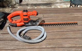 Cortasetos Eléctrico Black+Decker 45cm