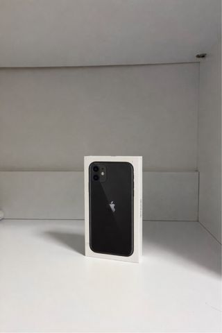 iPhone 11 Negro + cargador