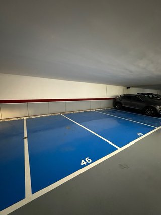 Plaza de garaje. Parking