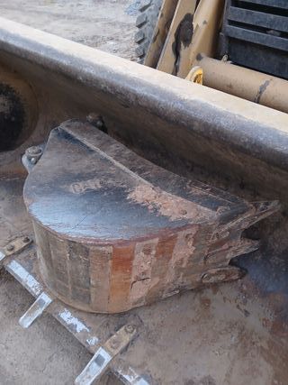 Retroexcavadora Mixta Caterpillar 2019