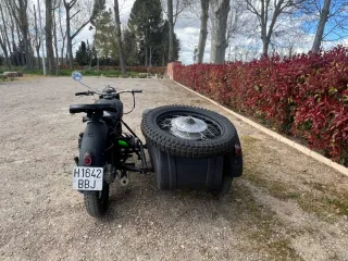 Moto Ural con Sidecar