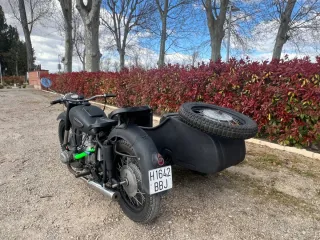 Moto Ural con Sidecar