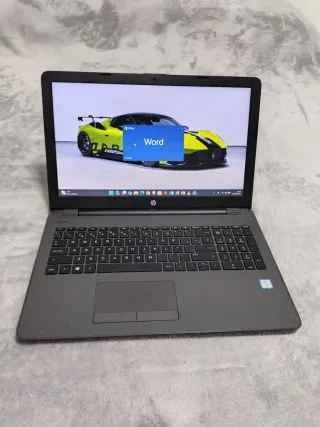 Hp Intel Corei3 con 16GB RAM y 256GB SSD