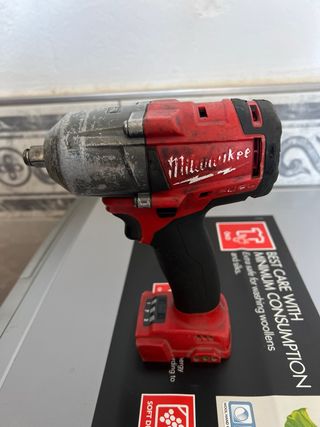 Taladro de impacto Milwaukee FUEL