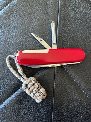 Victorinox Hiker Roja