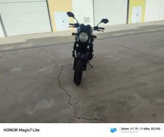 Suzuki Bandit GSF Naked Negra