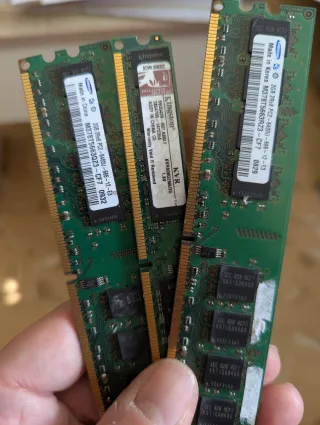 Lote 3 módulos DDR2-800 2 GB