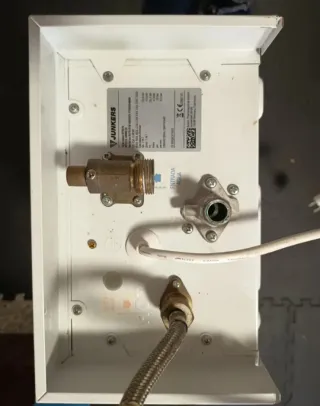 Calentador de gas Junkers Blanco