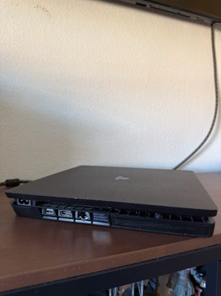 PS4 Slim 500GB + Mando