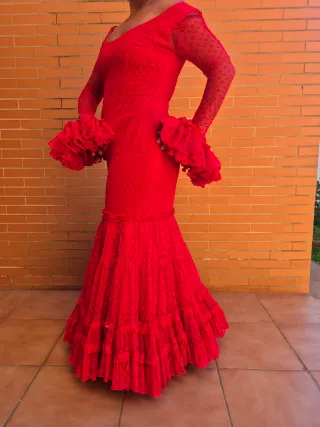 Traje de Flamenca Rojo Entre talla 12 - 14.