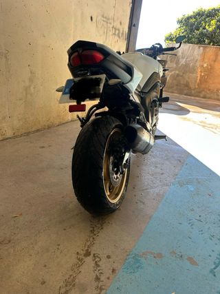 Yamaha FZ8 2011