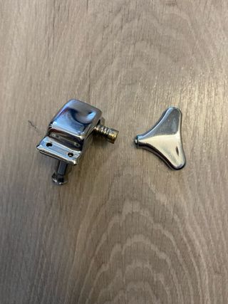 Clavijeros Bajo Cromados