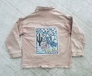 Chaqueta vaquera niña rosa parche cactus
