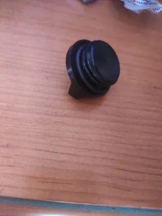 Tapón Aceite Yamaha nuevo con junta  no original