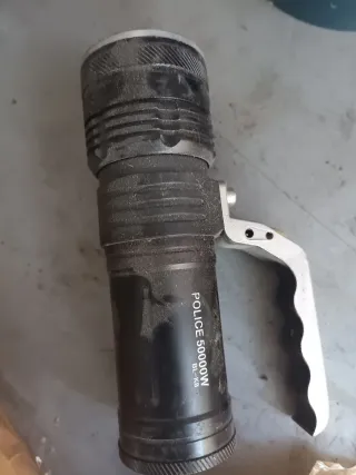 Lotti torce faretti da revisionare piccole cose