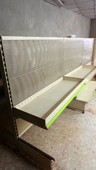 Modulos de Estanterías y Góndolas Metálicas Verdes