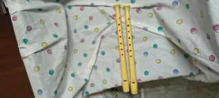 2 Flautas Escolares Amarillas