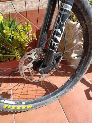 Bicicleta de Montaña Doble Suspensión
