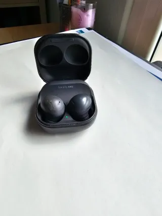 Samsung Galaxy Watch 5 Pro y Buds2