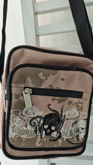 Bolso bandolera marrón Disney Piratas del Caribe