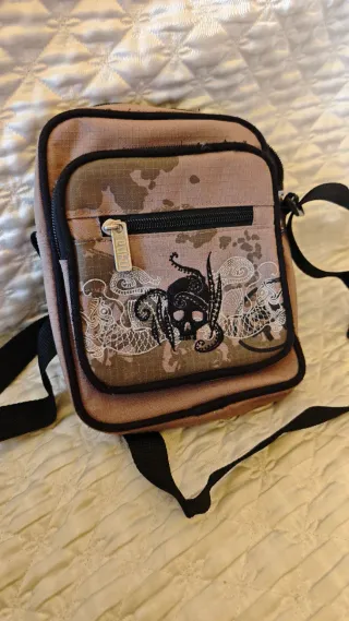 Bolso bandolera marrón Disney Piratas del Caribe