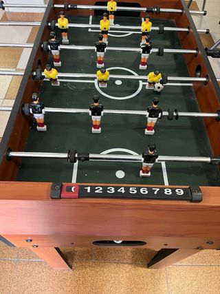 Futbolín de  madera( solo Jaen)