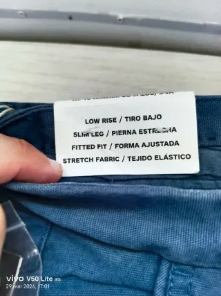 Pantalones vaqueros hombre.
