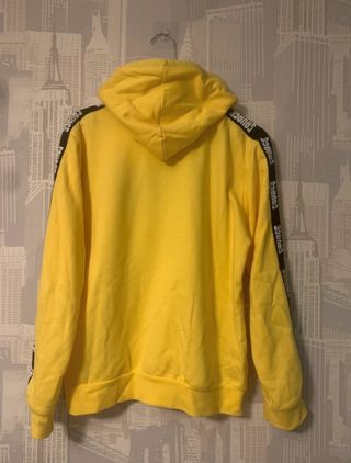 Sudadera Savage Amarilla con Logo